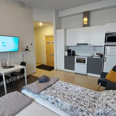 Location Center With Balcony And Free Parking Kotimaailma * Jyvaskyla